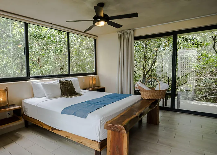 Sunset House 2*