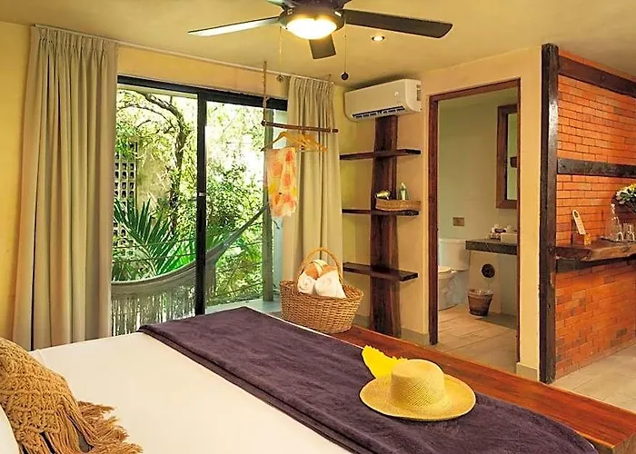 Sunset House 2*