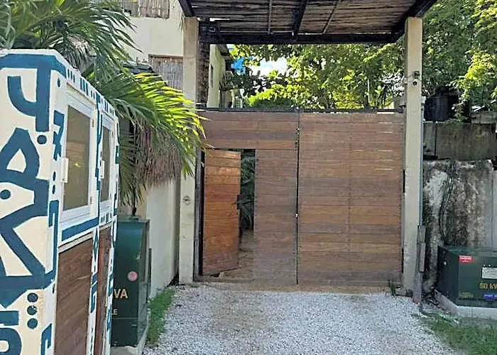 Sunset House Hotel